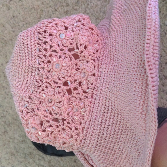 Assortment of kids hats - Picture 5 of 8